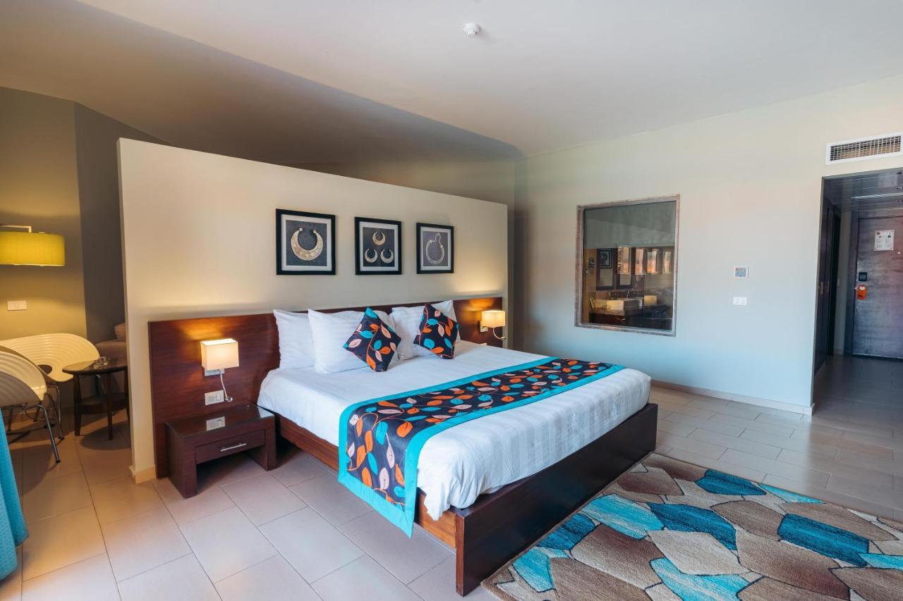 Executive Suite,1116982584:JPEG